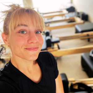 Alicia pilates reformer